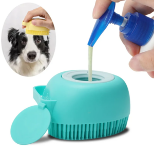 Cepillo de baño con dispensador